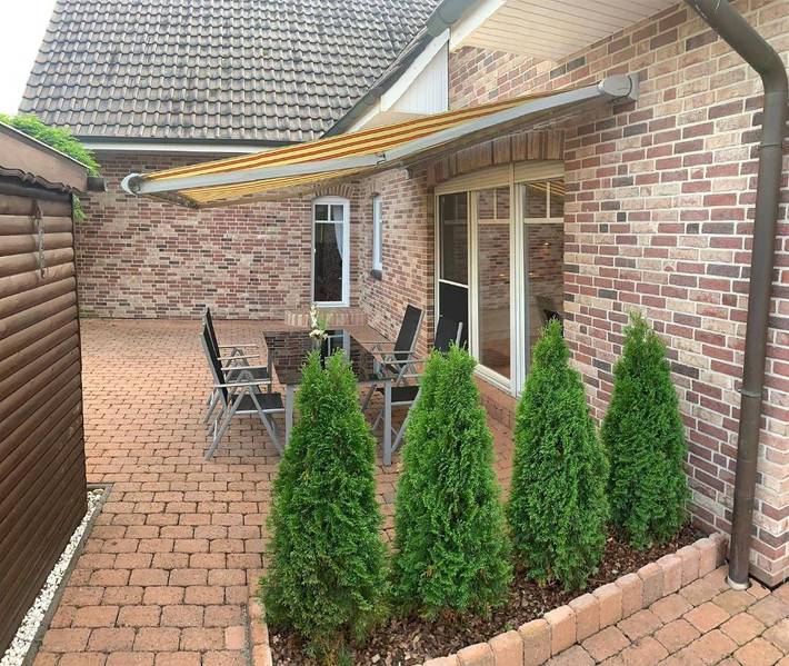Ferienwohnung für 6 Personen, mit Balkon und Terrasse sowie Garten und Ausblick in Achim