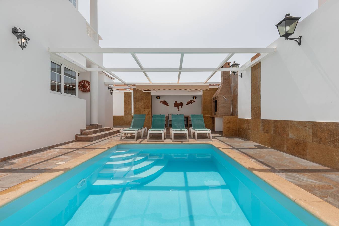 Villa 'La' con piscina privada, terraza privada y Wi-Fi in Tarajalejo, Tuineje