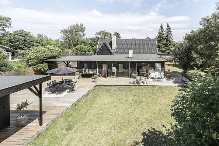 Ferienhaus für 8 Personen, mit Sauna und Garten sowie Terrasse in Tisvilde