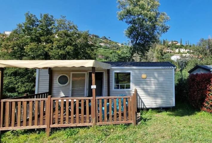 Camping pour 4 personnes, avec terrasse et piscine à Mandelieu-la-Napoule - 4