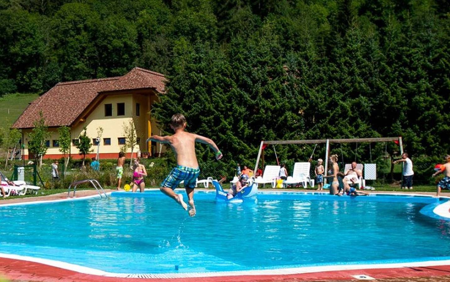 Ferienpark Bella Austria Mobilehome Happy Easy für 6 Personen in St. Peter am Kammersberg, Westliche Obersteiermark