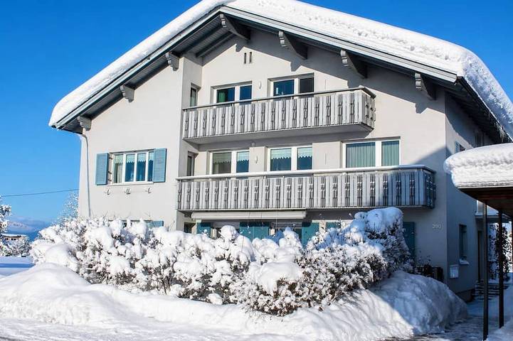 Ferienwohnung für 7 Personen, mit Balkon und Garten in Lingenau