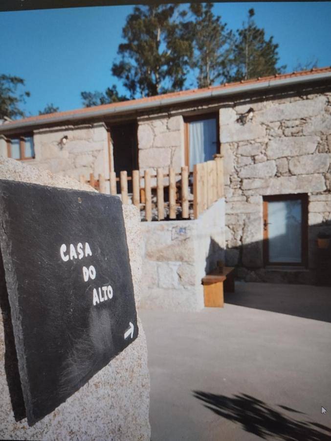 Two-Bedroom House in Oliveira de Frades, Distrito de Viseu