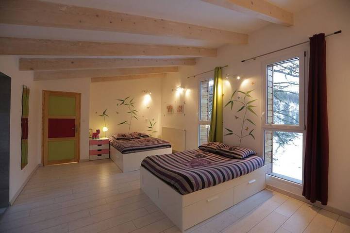 Gîte pour 14 personnes, avec jardin et jacuzzi ainsi que sauna et terrasse à Beuil - 4