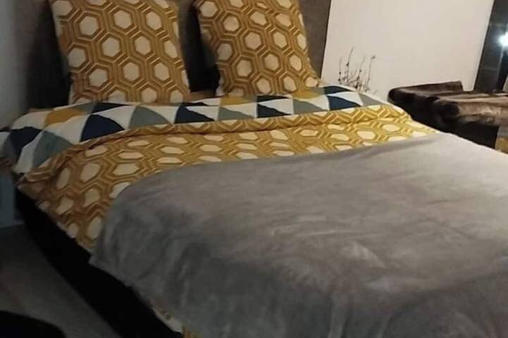 Gîte pour 8 personnes, avec Jacuzzi ainsi que Terrasse et Jardin dans Baigts-de-Béarn - 3
