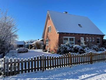 Ferienwohnung für 4 Personen, mit Terrasse und Garten in Wischhafen