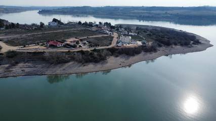 Cottage pour 6 personnes, avec jardin ainsi que vue et vue sur le lac, animaux acceptés à Caspe
