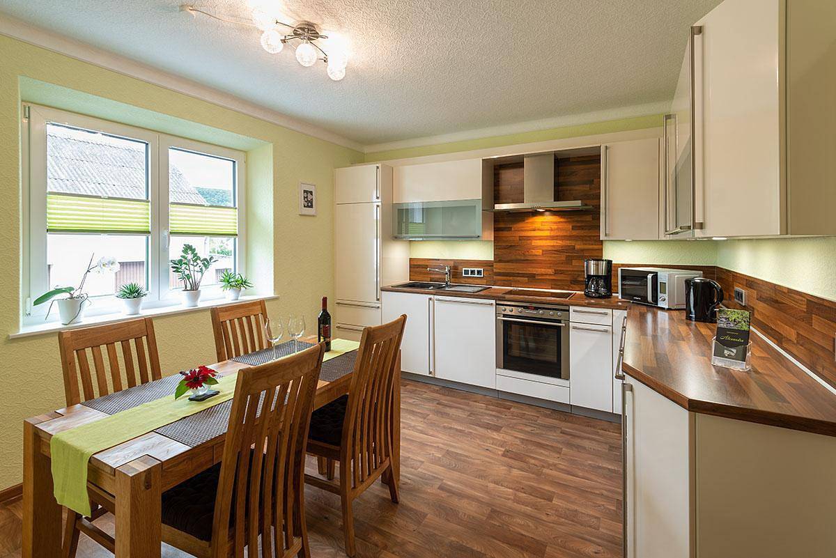 Geheel vakantieappartement, Ferienwohnung Alexandra in Wintrich, Bernkastel-Kues