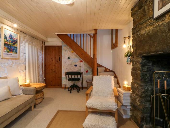 Waterfall Retreat in Blaenau Ffestiniog, Snowdonia