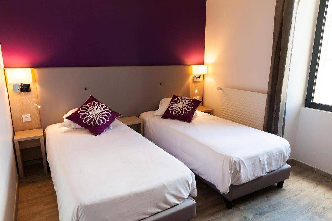 Hotel De La Gare in Quimper, Région de Quimper