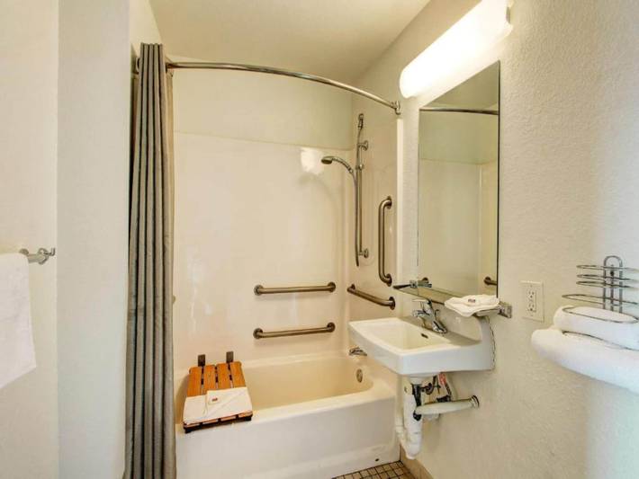 Apartamento entero, 2 camas tamaño queen | Mini refrigerador in Denver, Colorado