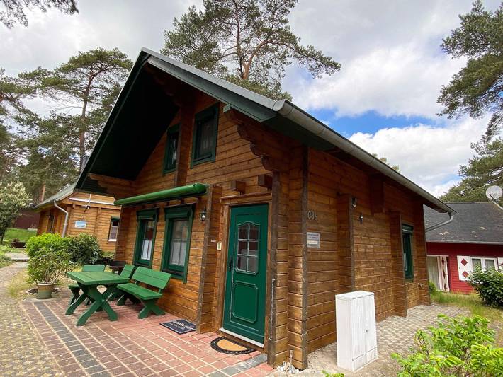 Ferienhaus für 5 Personen, mit Terrasse und Garten in Baabe - 2