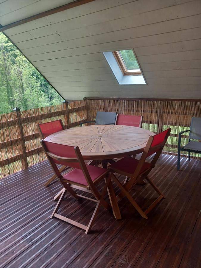 Gîte pour 11 personnes, avec terrasse à Massat - 3