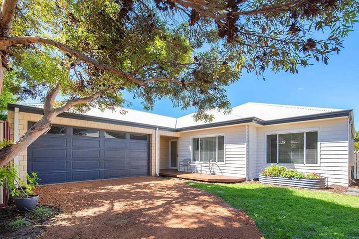 Location de vacances pour 6 personnes, avec terrasse et jardin dans Busselton