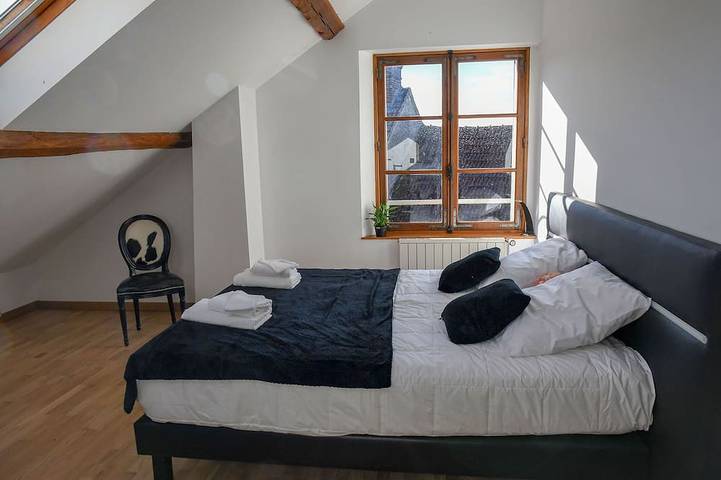 Location de vacances pour 7 personnes, avec jardin et terrasse à Œuilly - 2