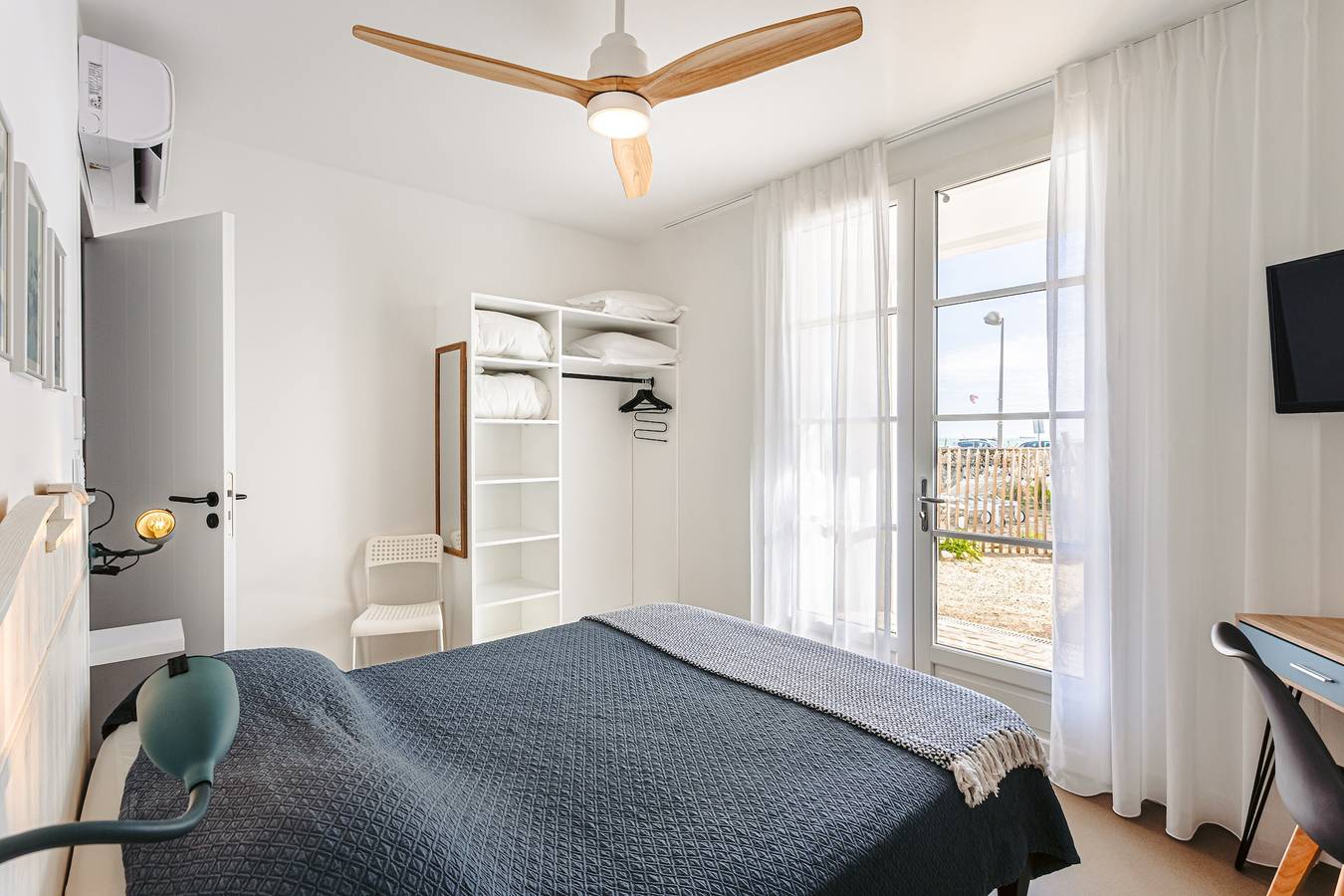 Appartamento intero, Appartamento La Dune con giardinetto, vista mare, terrazza privata e Wi-Fi in Rivedoux-Plage, Isola di Ré