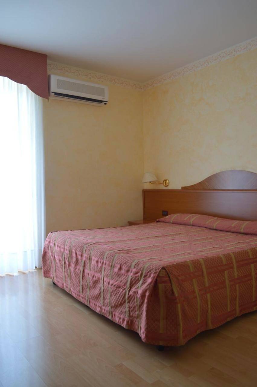 Quadruple Room with Balcony in Corato, Parc national d'Alta Murgia