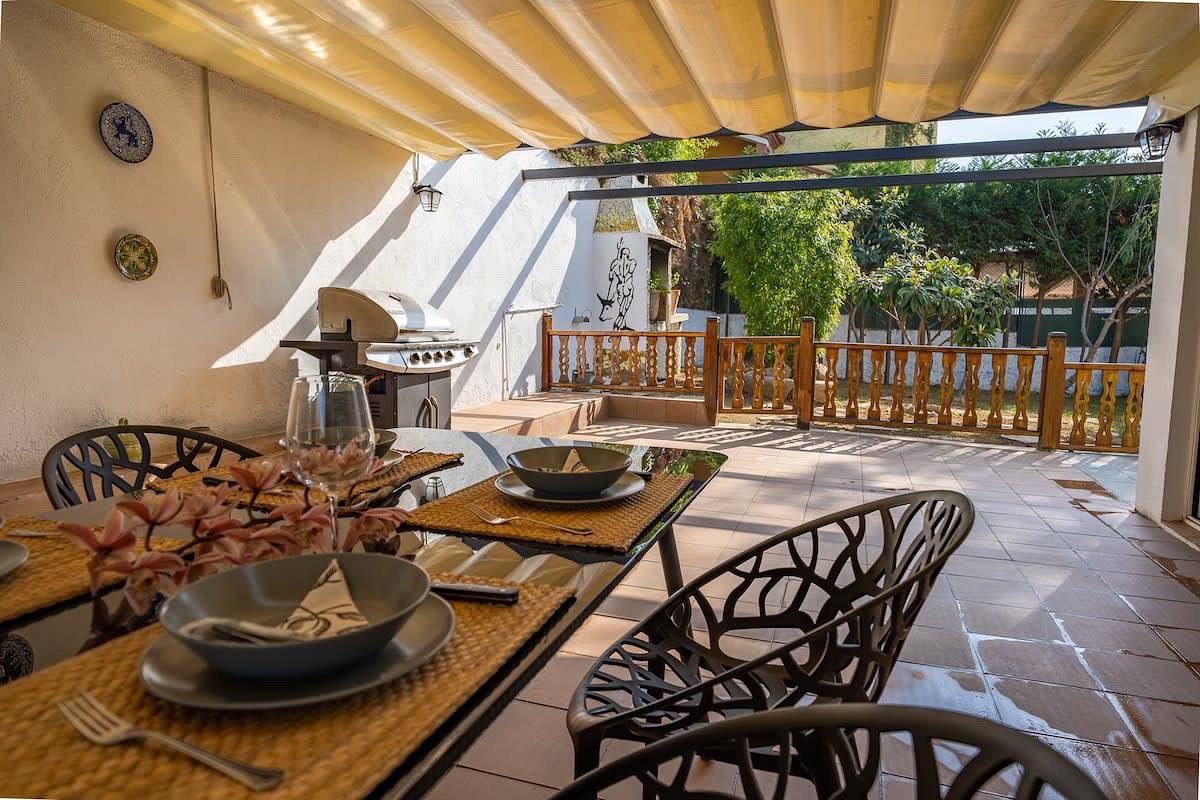 Casa vacanza per 13 persone con piscina in Central Lloret de Mar, Lloret de Mar