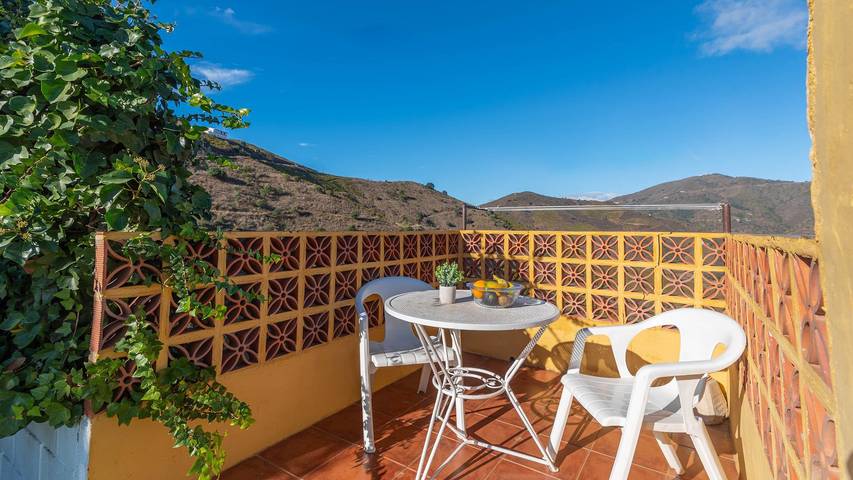 Casa rural para 8 personas, con balcón/terraza y piscina en El Borge - 4