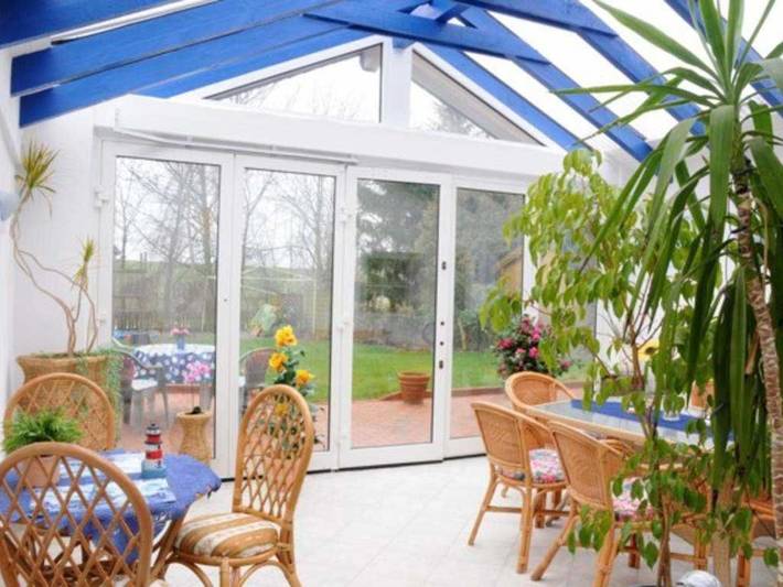 Ferienwohnung für 2 Personen, mit Terrasse und Garten in Leer - 2