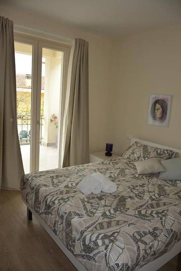 Maison d’hôte pour 2 personnes, avec jardin et vue, animaux acceptés à Carrare