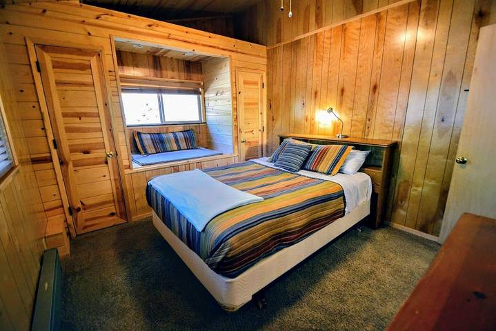 Blockhütte für 11 Personen, mit Terrasse und Pool in Arnold