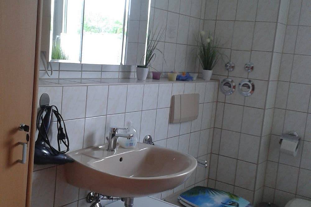 Ganze Wohnung, Ferienwohnung Adler\" mit Balkon in Auerbach, Chemnitz und Umgebung