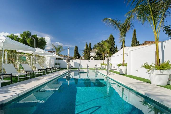 Hôtel pour 2 personnes, avec piscine ainsi que jardin et jacuzzi