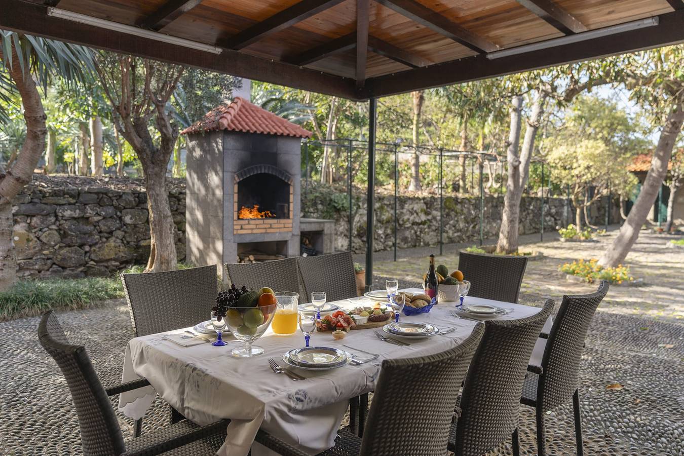 Vakantiehuis voor 10 personen met terras in Ponta Delgada (Madeira), Madeira