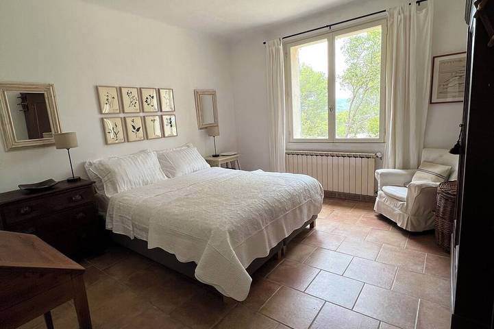 Location de vacances pour 6 personnes, avec jardin et balcon, animaux acceptés à Pierrevert - 2