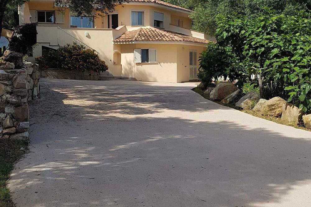 Villa pour 10 Personnes dans Olmeto, Arrondissement de Sartène