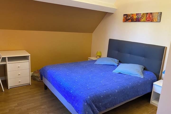 Location de vacances pour 8 personnes, avec jardin et terrasse, animaux acceptés à Saint-Julien-de-Lampon - 3