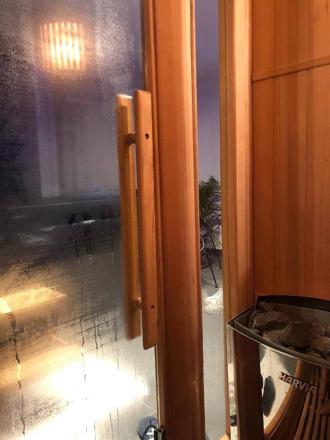 Gîte pour 2 personnes, avec terrasse et jardin ainsi que sauna et jacuzzi dans Val-de-Marne - 2