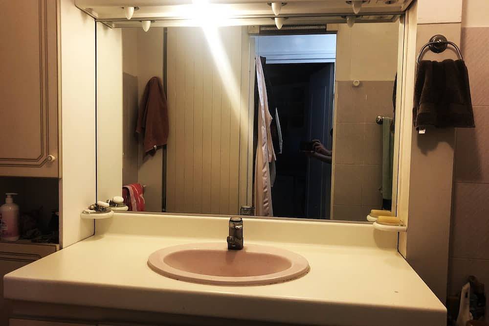 Apartamento entero, Appartement 63 m² Moderne et Spacieux à 15 min de Paris in Bois-Colombes, Altos del Sena