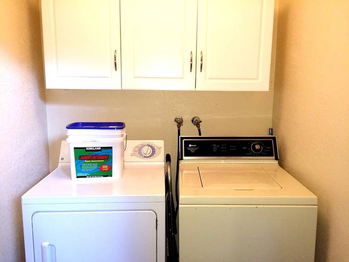 Vacation rental for 20 people, with balcony and hot tub in Brian Head