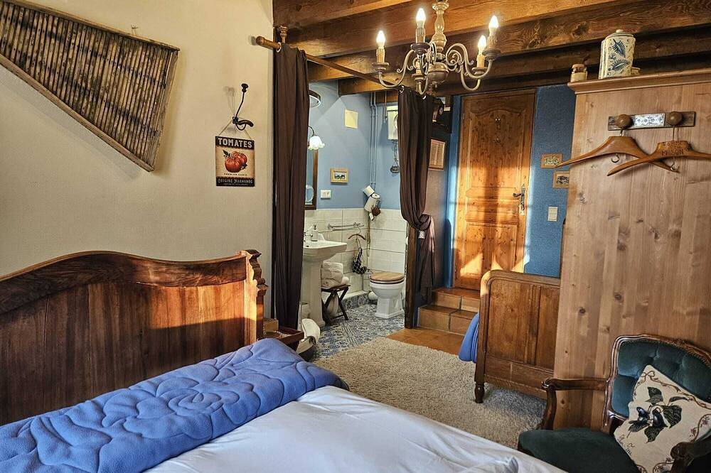 Garonne\" guest room, Nordic bath and swimming pool in Sigalens, Langon en omgeving