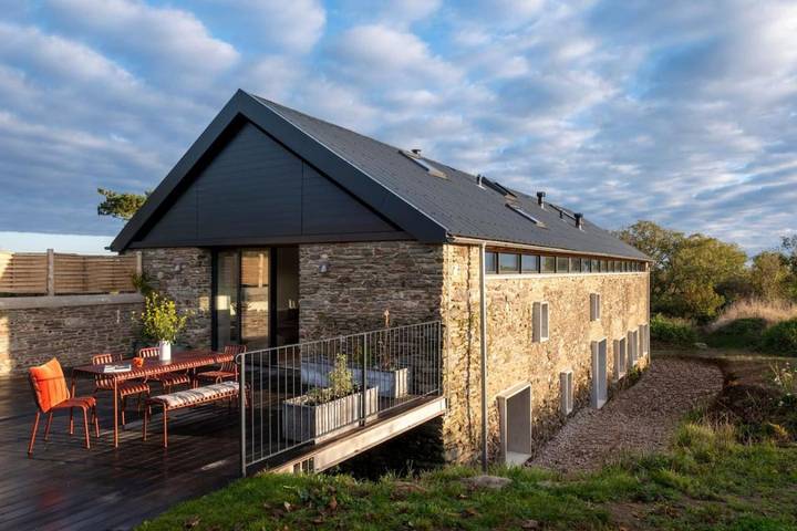 Holiday rental for 6 people, with terrace and garden, with pets in East Portlemouth