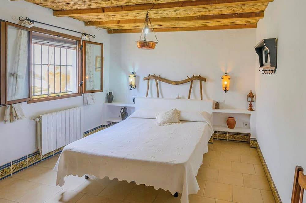 El Garrotal - El Aceite Almazara El Bosque in El Bosque, Pueblos Blancos