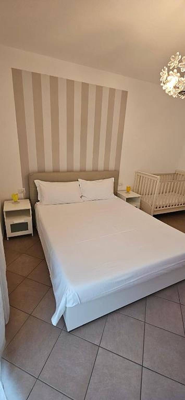 Appartement entier, Appartement 'Girasole by Villa Fiorita' à deux pas de la mer avec balcon et climatisation in Cattolica, Province de Rimini