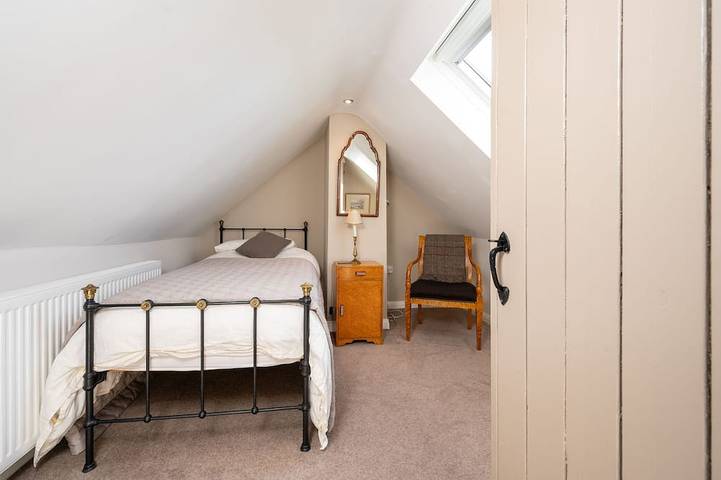 Charming Fully Refurbished Garden Cottage in Dumfries und Galloway