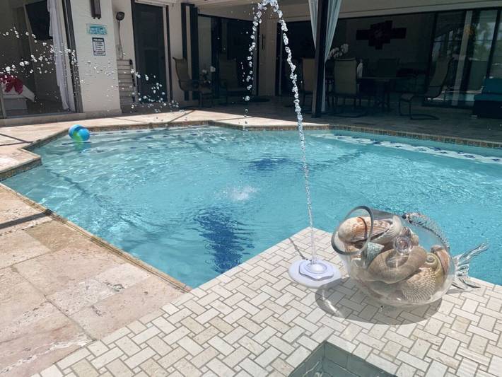 Location de vacances pour 8 personnes, avec terrasse et piscine à Cape Coral - 4