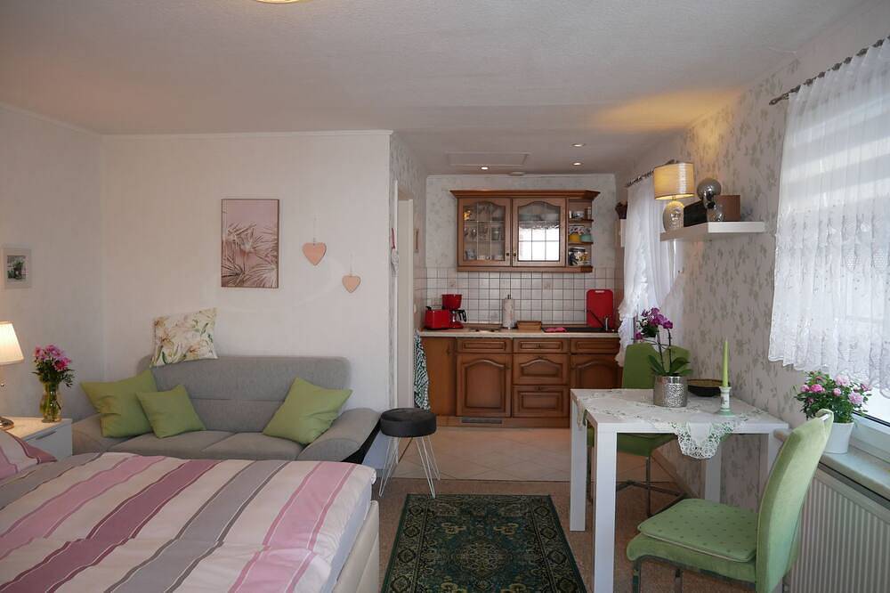 Ganze Wohnung, Bungalow Rarek 20 Gehmin. vom Ostseestrand - Bungalow in Morgenitz, Rankwitz