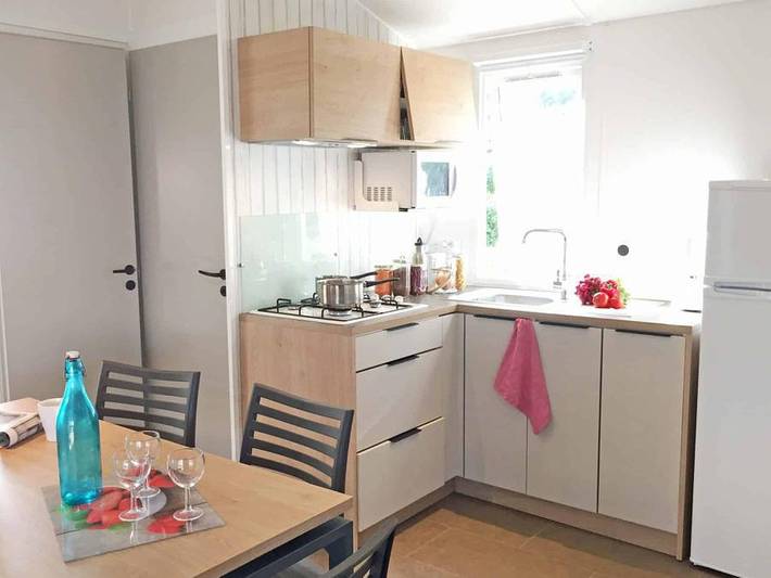 Camping pour 5 personnes, avec bassin pour enfant à Le Bois-Plage-en-Ré - 3