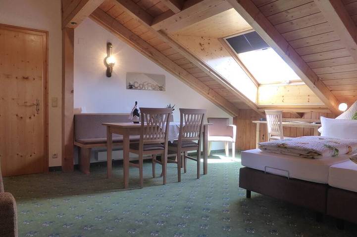 Ferienwohnung für 4 Personen, mit Balkon und Sauna