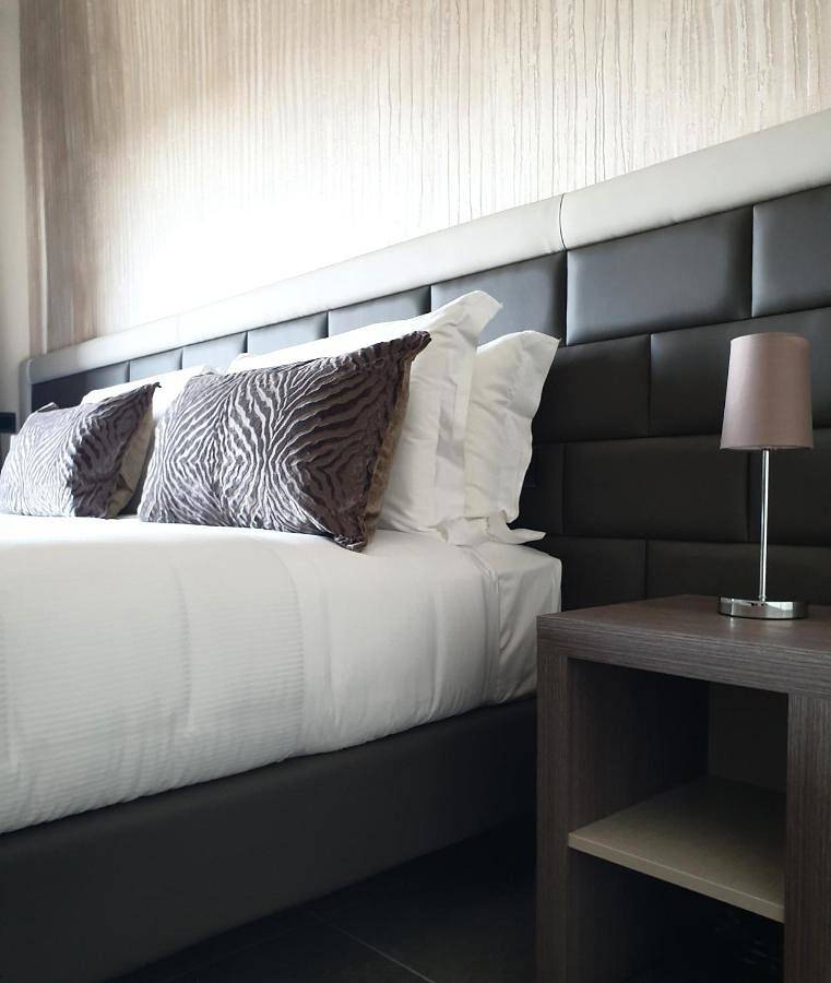 Double or Twin Room with Private Bathroom in Florence city center, Florenz