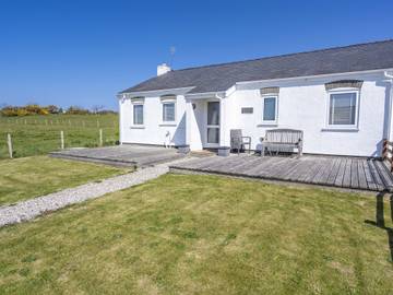 Bungalow for 7 People in Morfa Nefyn, Wales, Photo 2