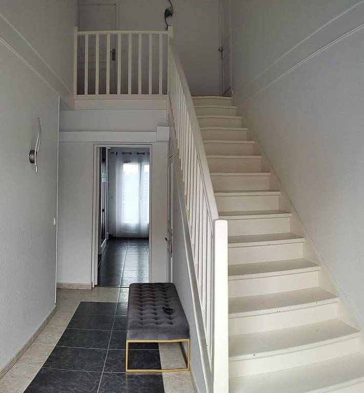 Location de vacances pour 10 personnes, avec jardin et piscine à Ermont - 4