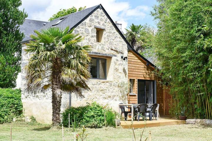 Cabane en bois pour 5 personnes, avec jardin - 1