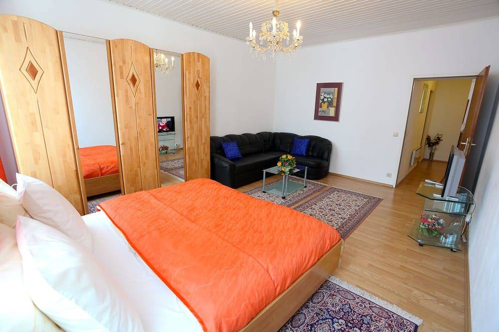 Ganze Wohnung, Komfortables Apartment mit zwei Schlafzimmern bei Belvedere in Wien, Wienerwald