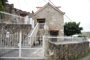 Gîte pour 4 personnes, avec jardin et vue dans Tarouca